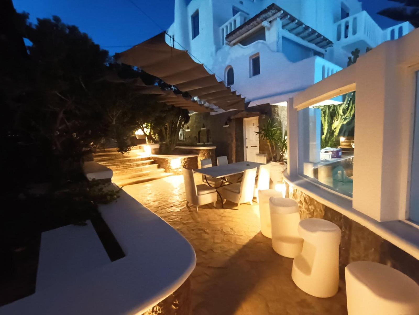 Mykonian Iros Suites & Villas Mykonos Town Exterior photo